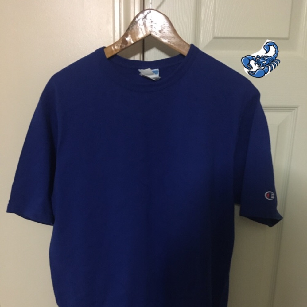 Men’s Champion Blue T-shirt (xl)